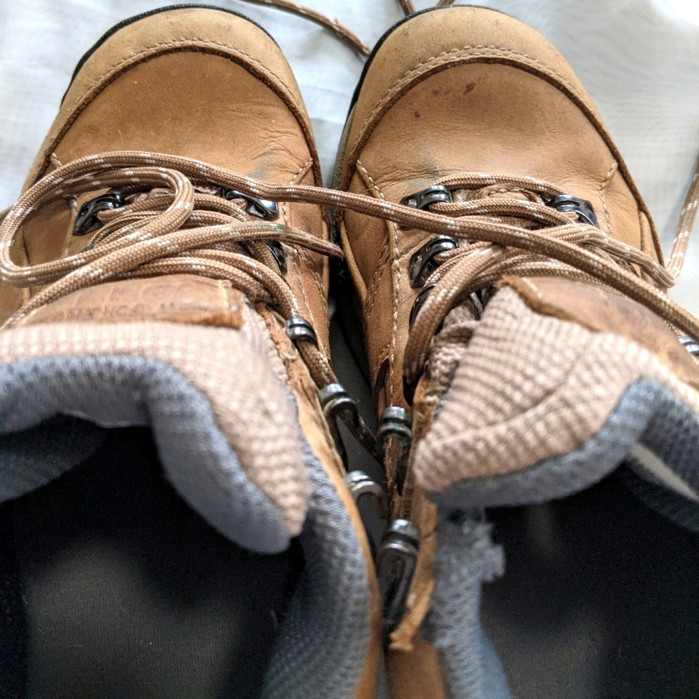 New Balance 977 Women's Walking Shoes - Picture 6 of 11